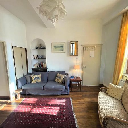 Tres Bel Appartement Dijonnais Place Wilson Gutembert Exterior foto